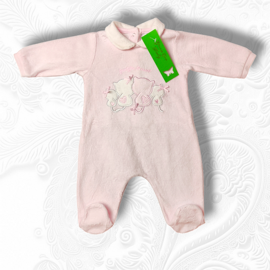 Voller Onesie – Meine erste Babyausstattung