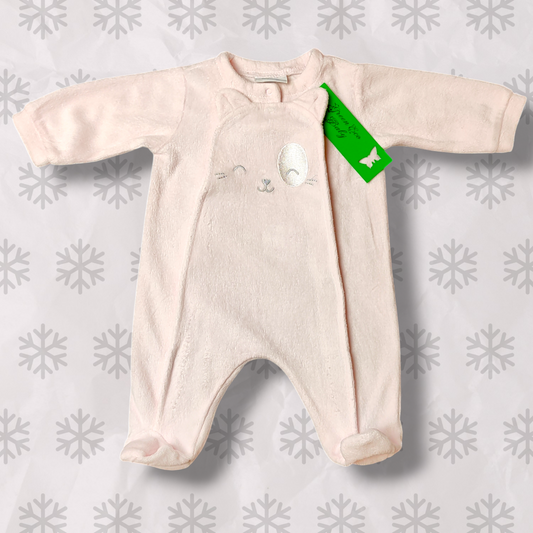Voller Onesie – Meine erste Babyausstattung